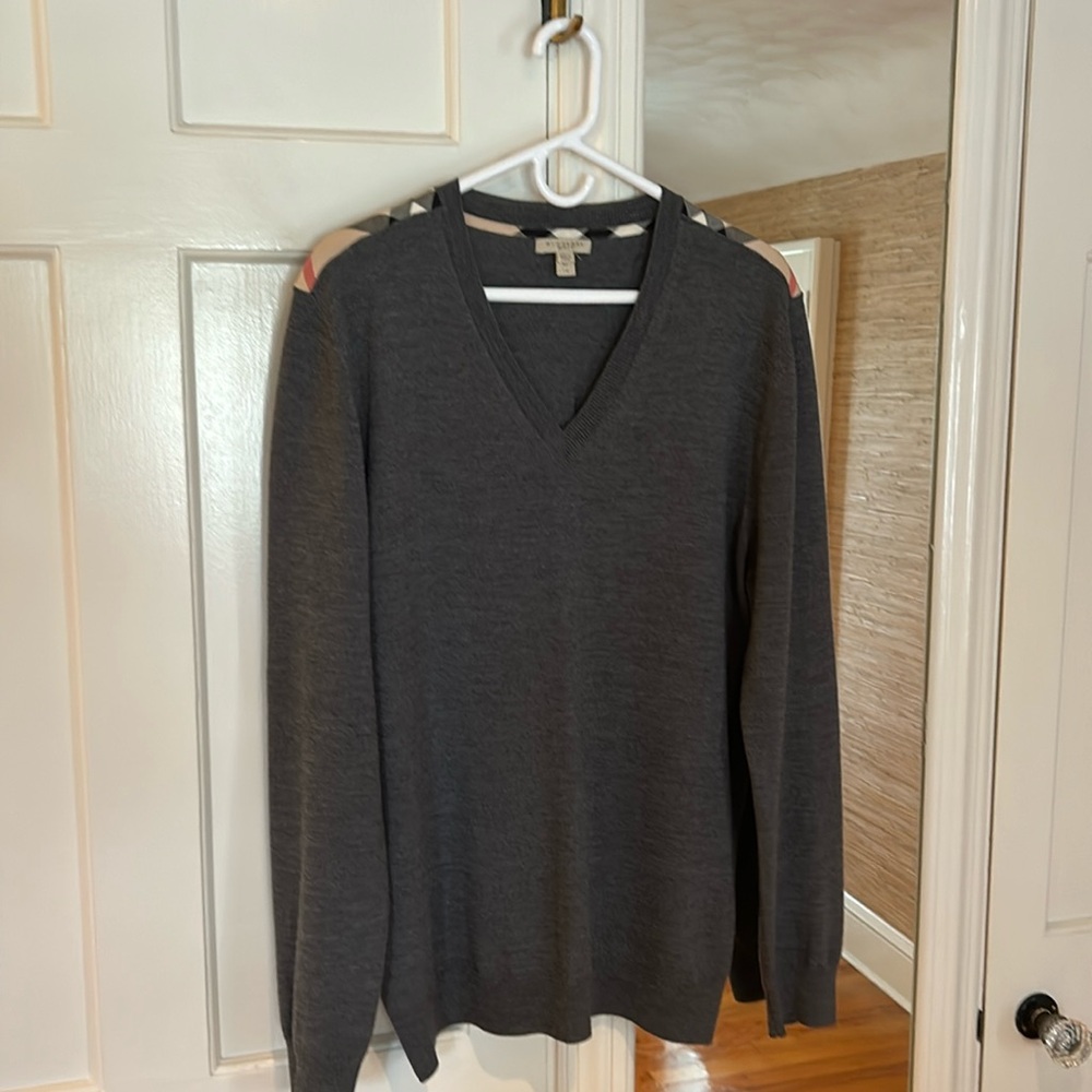 Burberry Brit men’s XL v-neck sweater